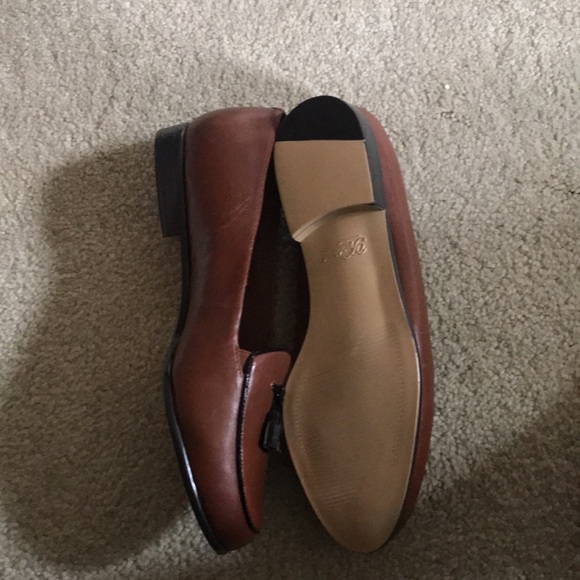 Trotters Brown Tasseled Leather Upper Flat Slip On Shoes-Size 10WW - Picture 10 of 12